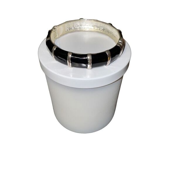 Vintage Black Onyx & Silver Enamel Hinge Bracelet - Picture 2 of 12